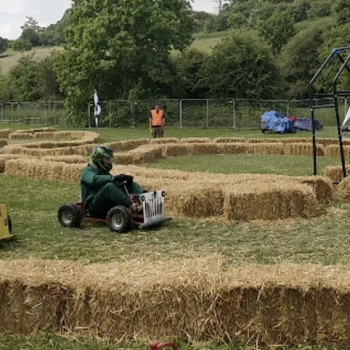 Hacky racers