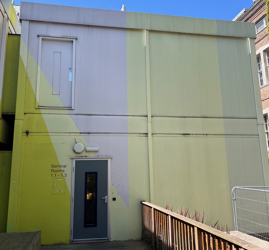 UCL's Portakabin as an educational facility
